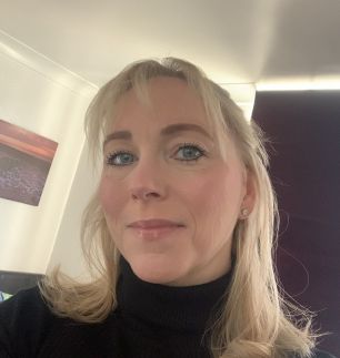 danine Stovell.jpg